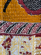 Load image into Gallery viewer, Mini Vintage Kantha Throw