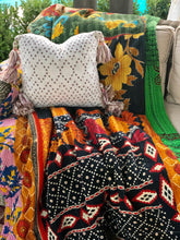 Load image into Gallery viewer, Large Vintage Kantha Shag Throw