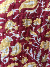 Load image into Gallery viewer, Mini Vintage Kantha Throw